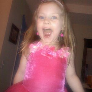 Meet your Posher, Chloe